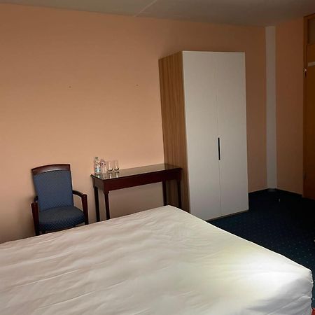 Eventhaus Aparthotel Panzweiler Εξωτερικό φωτογραφία