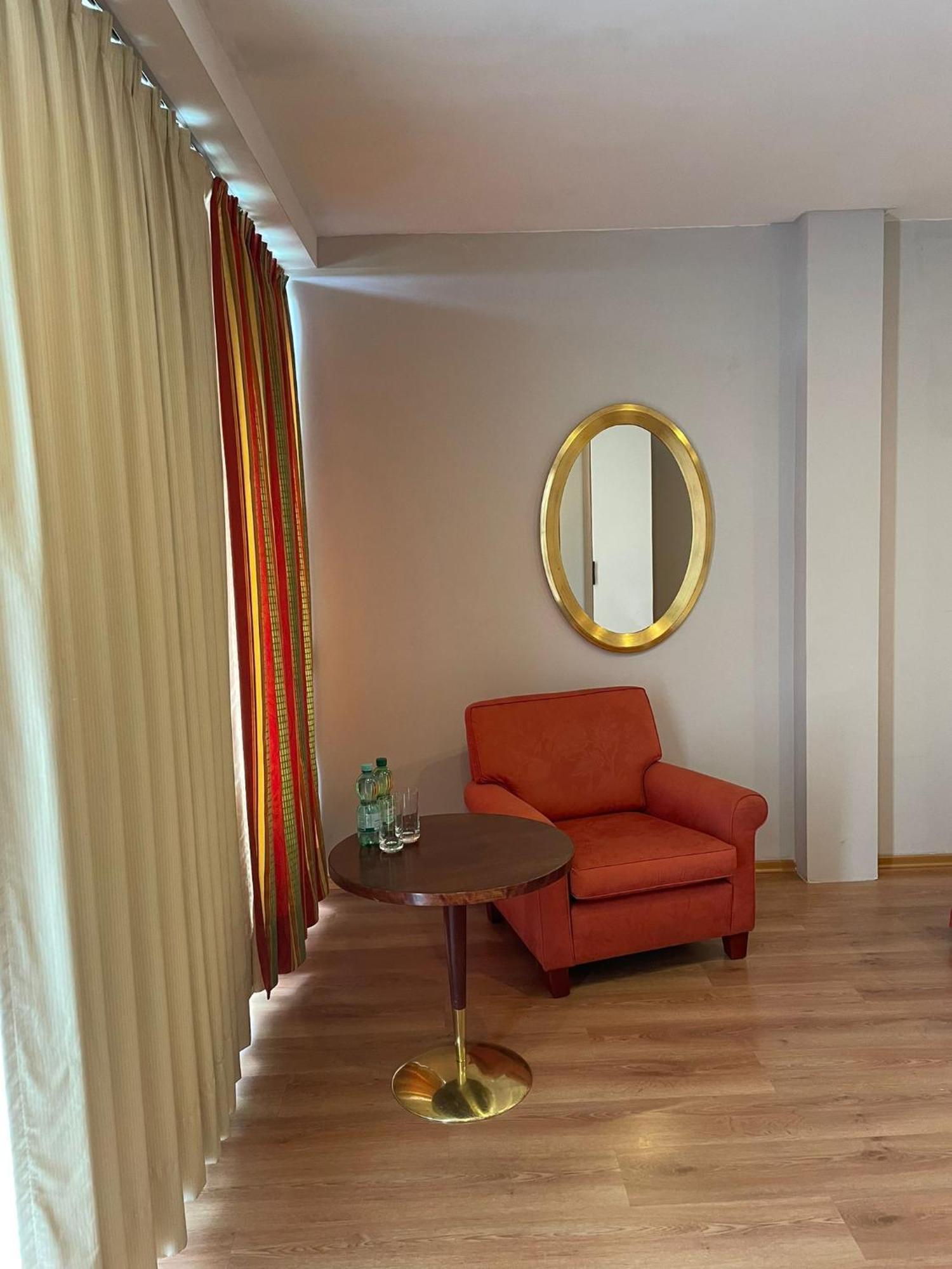 Eventhaus Aparthotel Panzweiler Εξωτερικό φωτογραφία