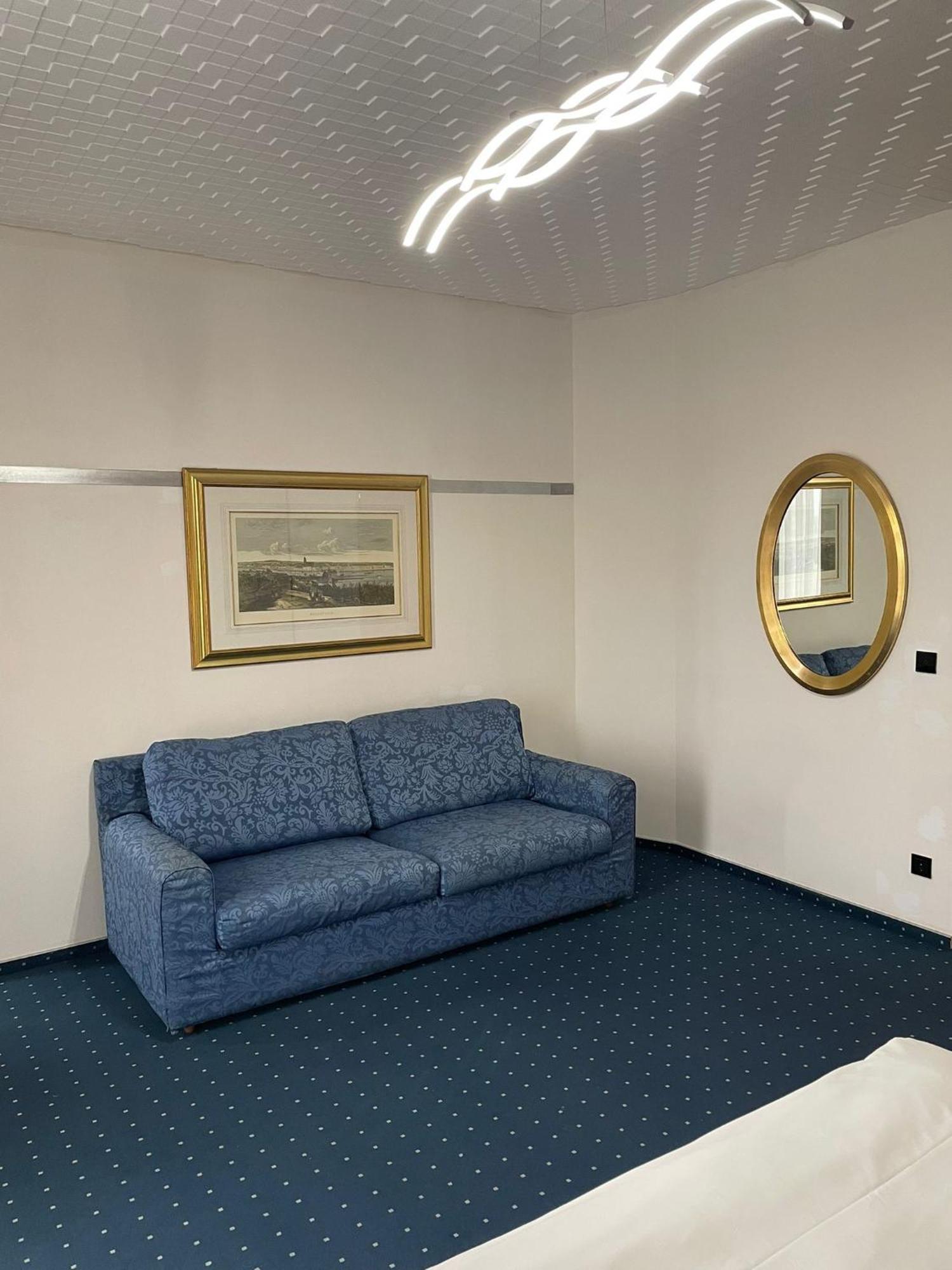 Eventhaus Aparthotel Panzweiler Εξωτερικό φωτογραφία